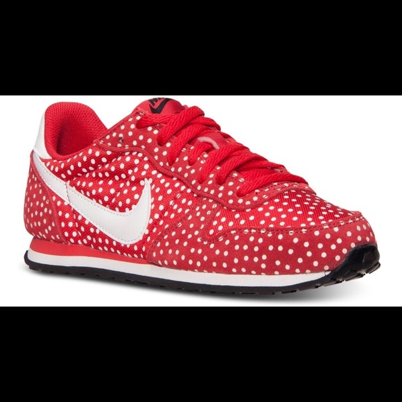 red polka dot nike shoes